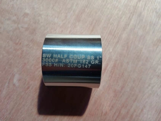 ASME B16.9 सॉकेट वेल्डिंग युग्मन अनुकूलन योग्य सामग्री जैसे कार्बन स्टील स्टेनलेस स्टील NPS1/2"-60 "फास्ट डिलीवरी कम MOQ