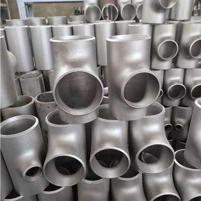 मिश्र धातु इस्पात पाइप फिटिंग ASME B16.9 ASTM A234 WP11 सीमलेस टी 2'' SCH40 समान टी