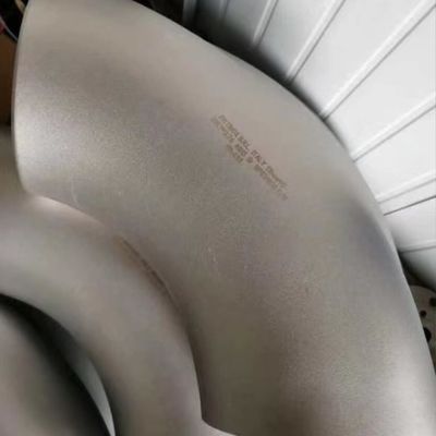 एल्बो 90D ASTM A234 WP1 1/2' पानी, तेल और गैस के लिए औद्योगिक / जल कार्य, जहाज निर्माण उद्योग