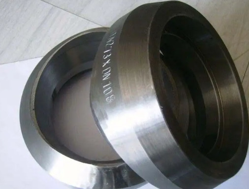 ASME B16.11 उच्च दबाव स्तर अनुकूलन योग्य आकार और आकार सॉकेट 1/2 "-42" 304L 316L दबाव स्तर #3000 पाइप फिटिंग