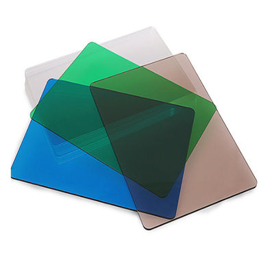 दो गोल किनारों के साथ एक स्पष्ट खत्म में कस्टम आकार लंबे पक्ष एक्रिलिक PMMA प्लेट