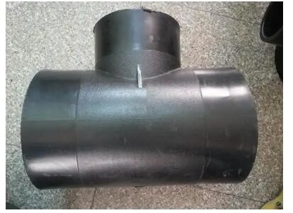 सीमलेस बट वेल्डिंग स्ट्रेट टी 24